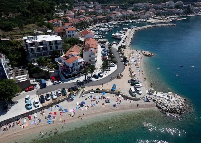 Gaston Podgora (Split-Dalmatia)