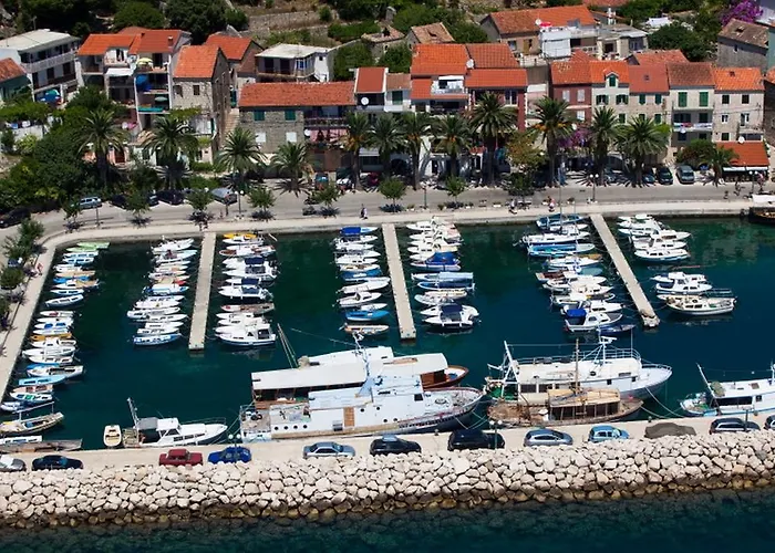 Gaston * Podgora (Split-Dalmatia)